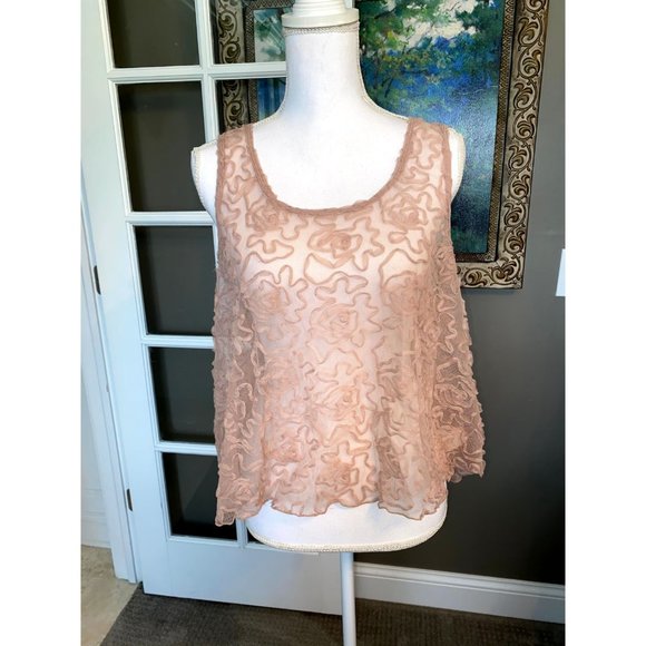 Free People Tops - Free people lace Women’s Pink Tank Top L